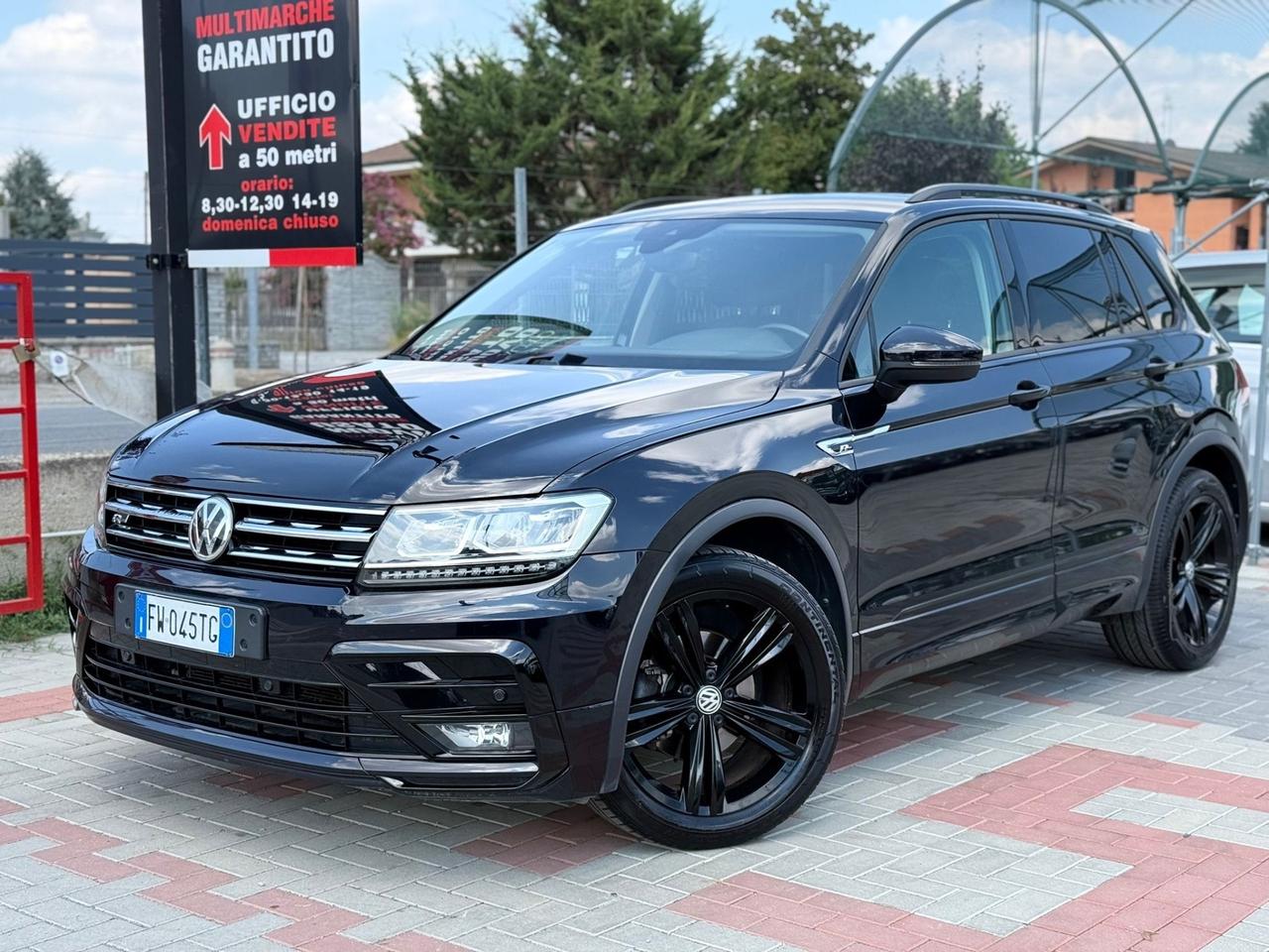 Volkswagen Tiguan 2.0TDI 150CV DSG R-LINE*UNICO PROP