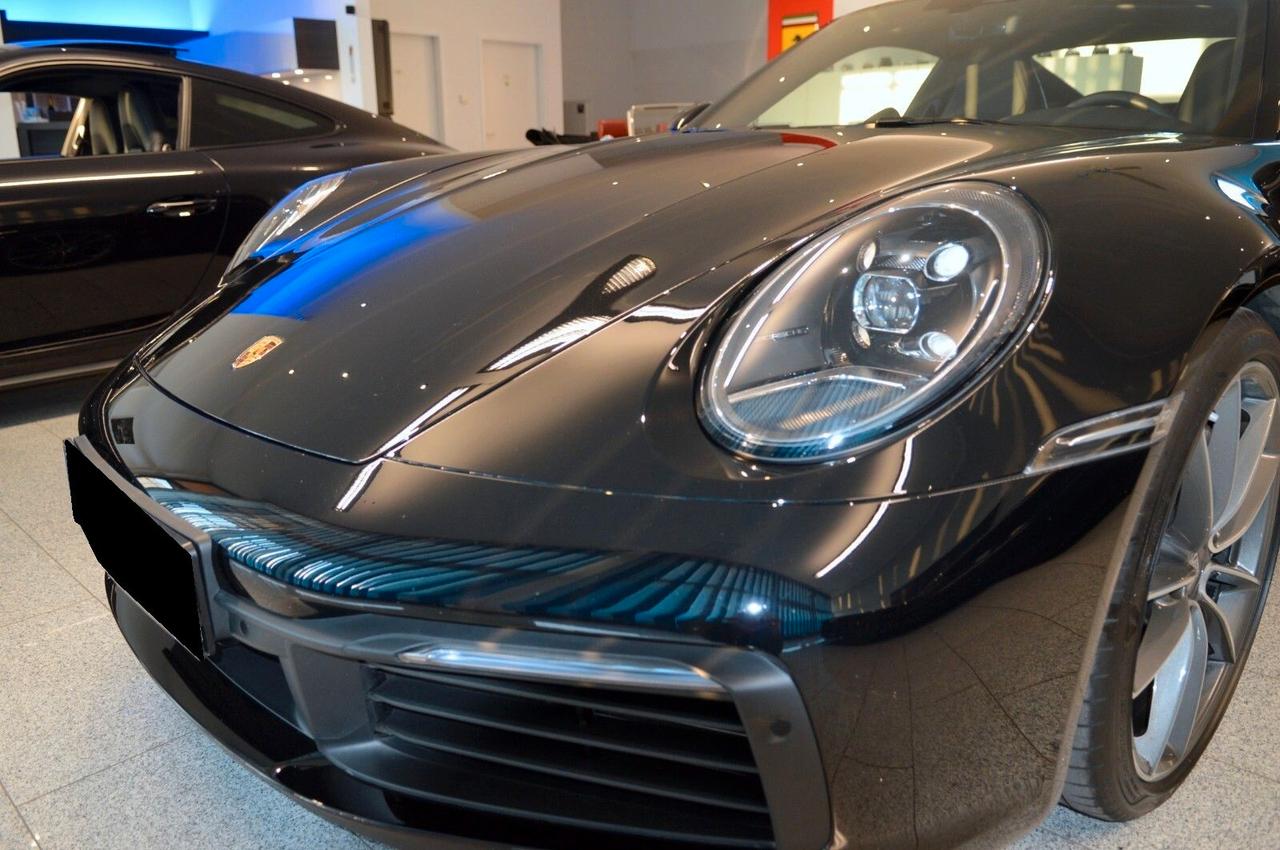Porsche 911 Carrera