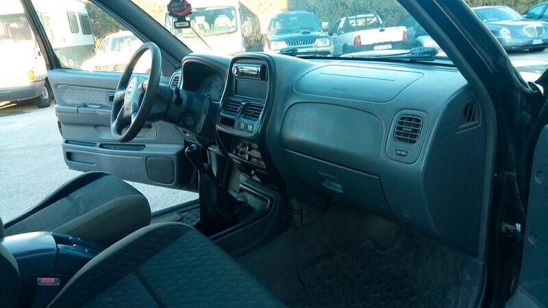 Nissan Navara (D22) 2.5 TD 133CV 4WD Cab. Singola