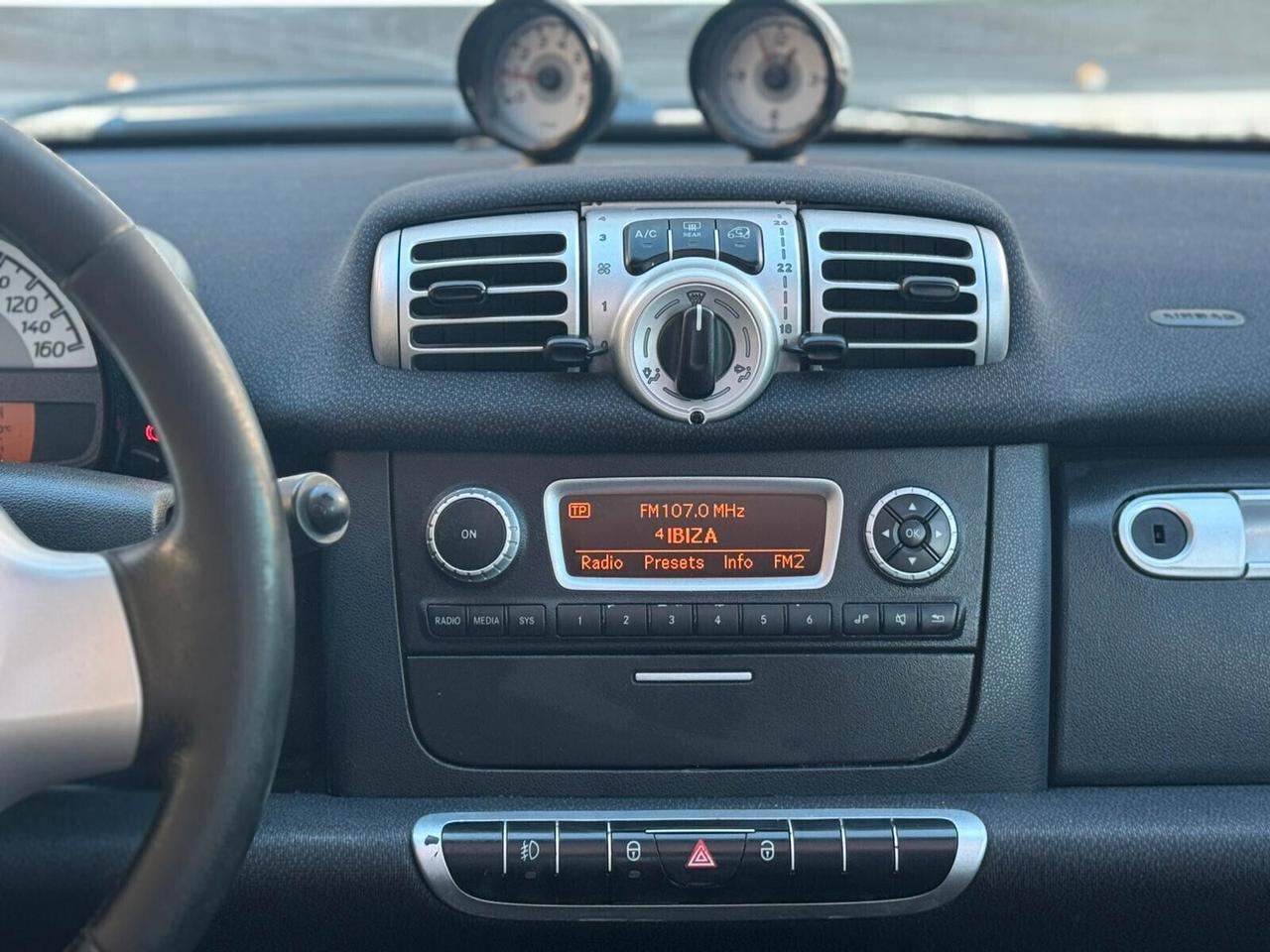 Smart ForTwo 1000 52 kW MHD coupé passion