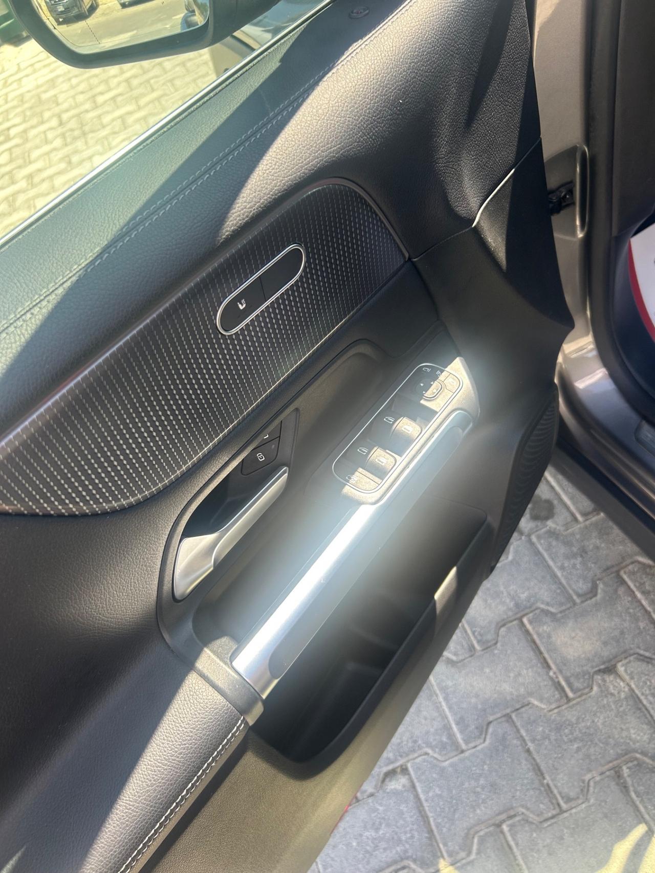 Mercedes-benz GLB 200 180 d Automatic Premium