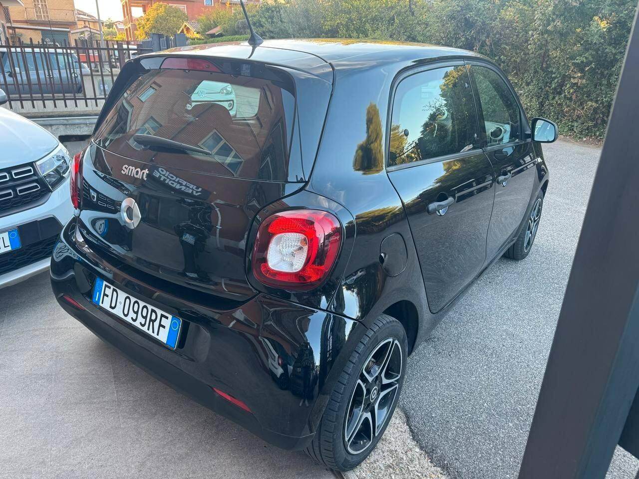 Smart ForFour 70 1.0 Youngster