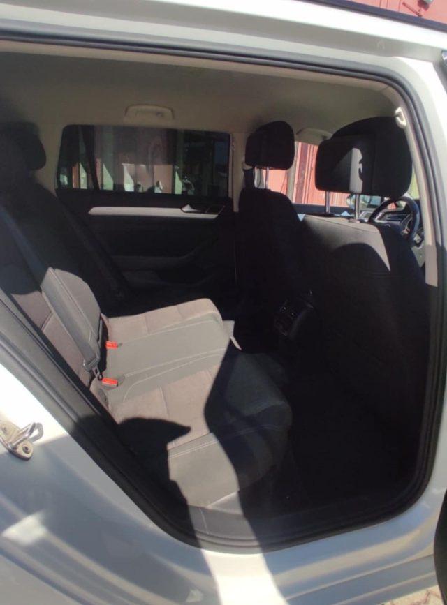 VOLKSWAGEN Passat Variant 2.0 TDI DSG Business BlueMotion Tech