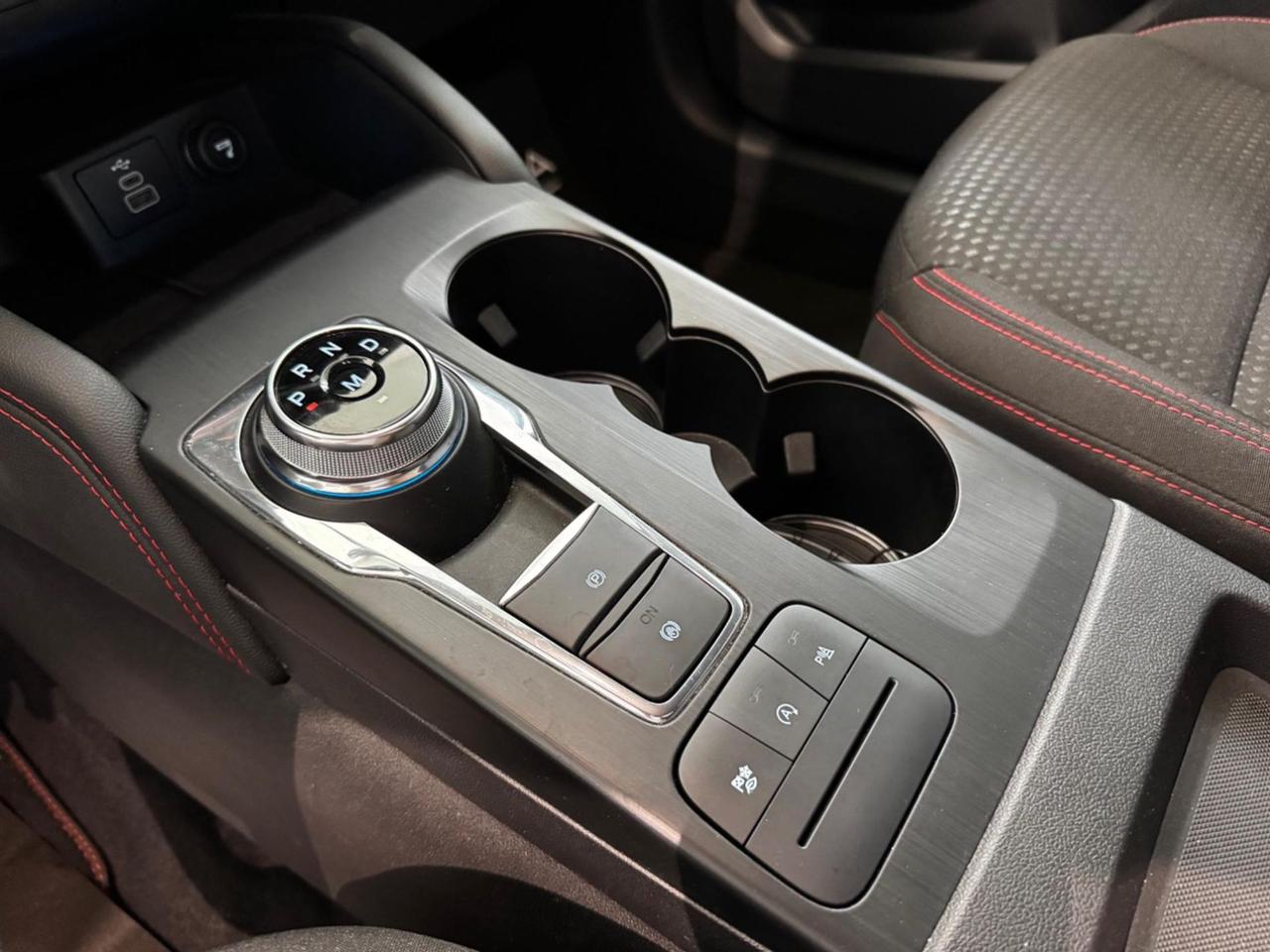 FORD Kuga II 2017 2.0 EcoBlue 120 CV aut. 2WD ST-Line - VARI COLORI!