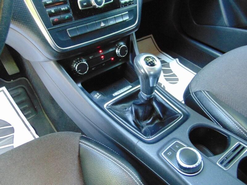 MERCEDES Classe A (W176) A 180 CDI BlueEFFI...