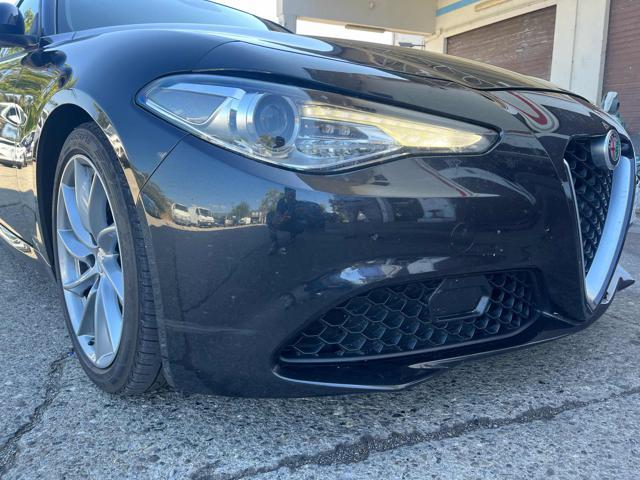 Alfa Romeo Giulia 2.2 Turbodiesel 180 CV Business Sport