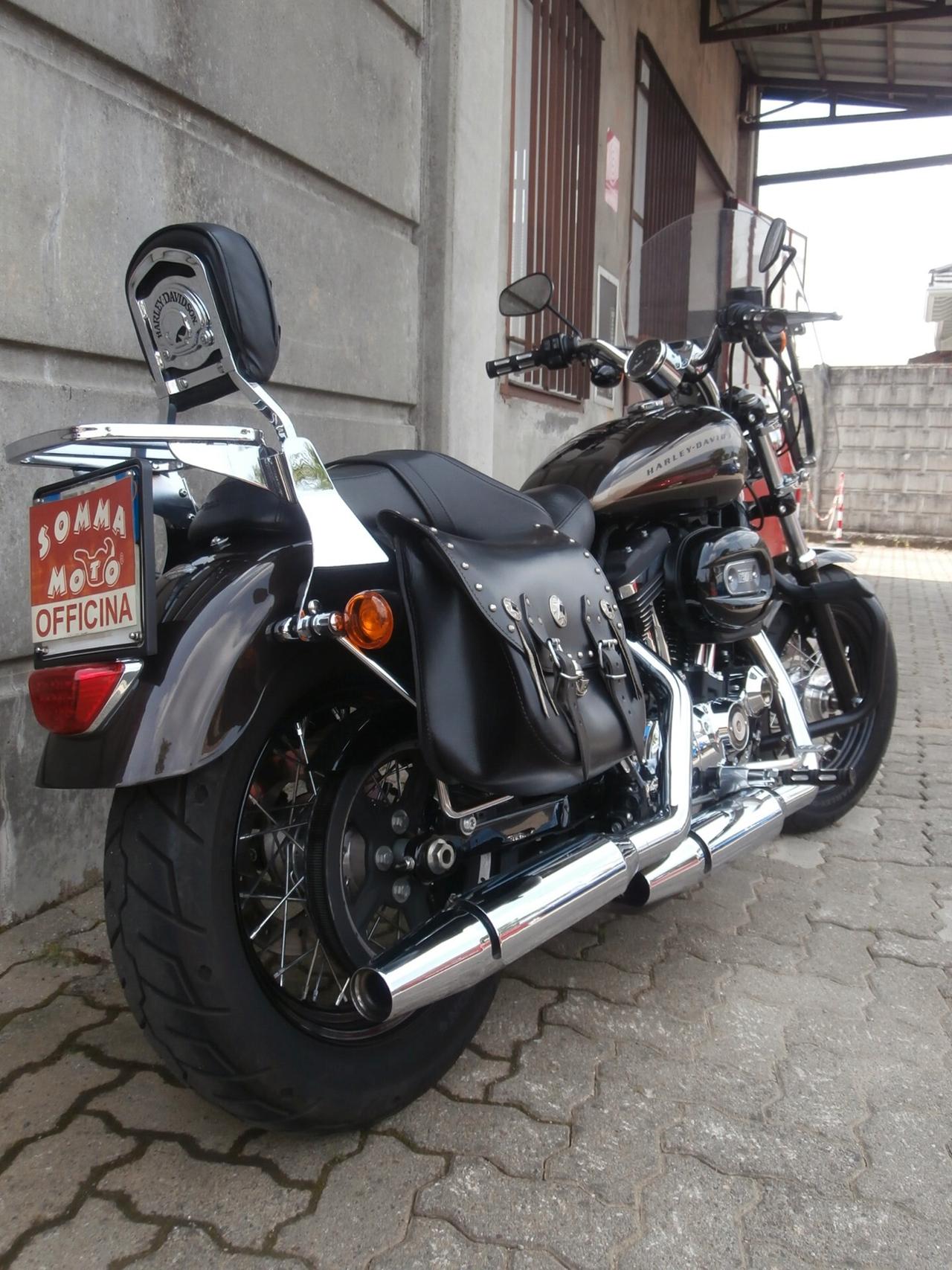 Harley-davidson 1200 Sportster Custom (2017) - XL 1200C passaggio incluso.