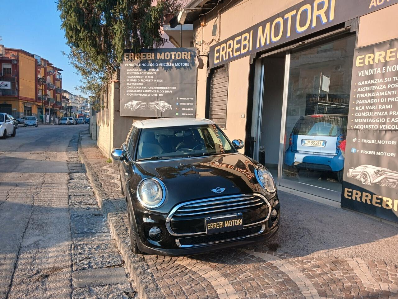 Mini 1.5 Cooper D 5 porte AUTOMATICO