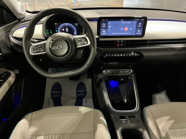 FIAT 600 Hybrid 136 CV DCT MHEV La Prima