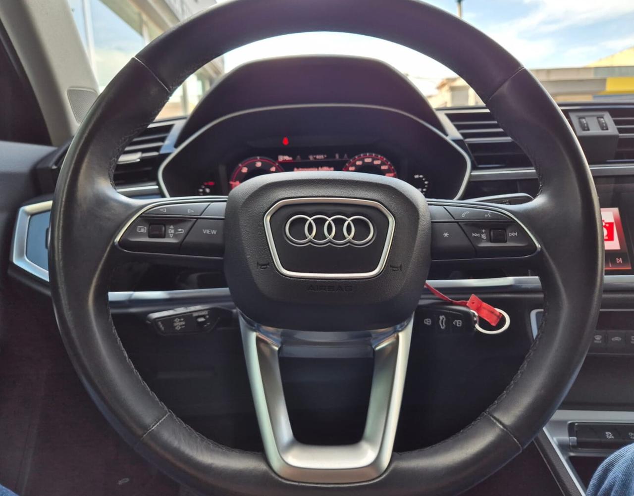 Audi Q3 35 TDI S tronic Business Advanced