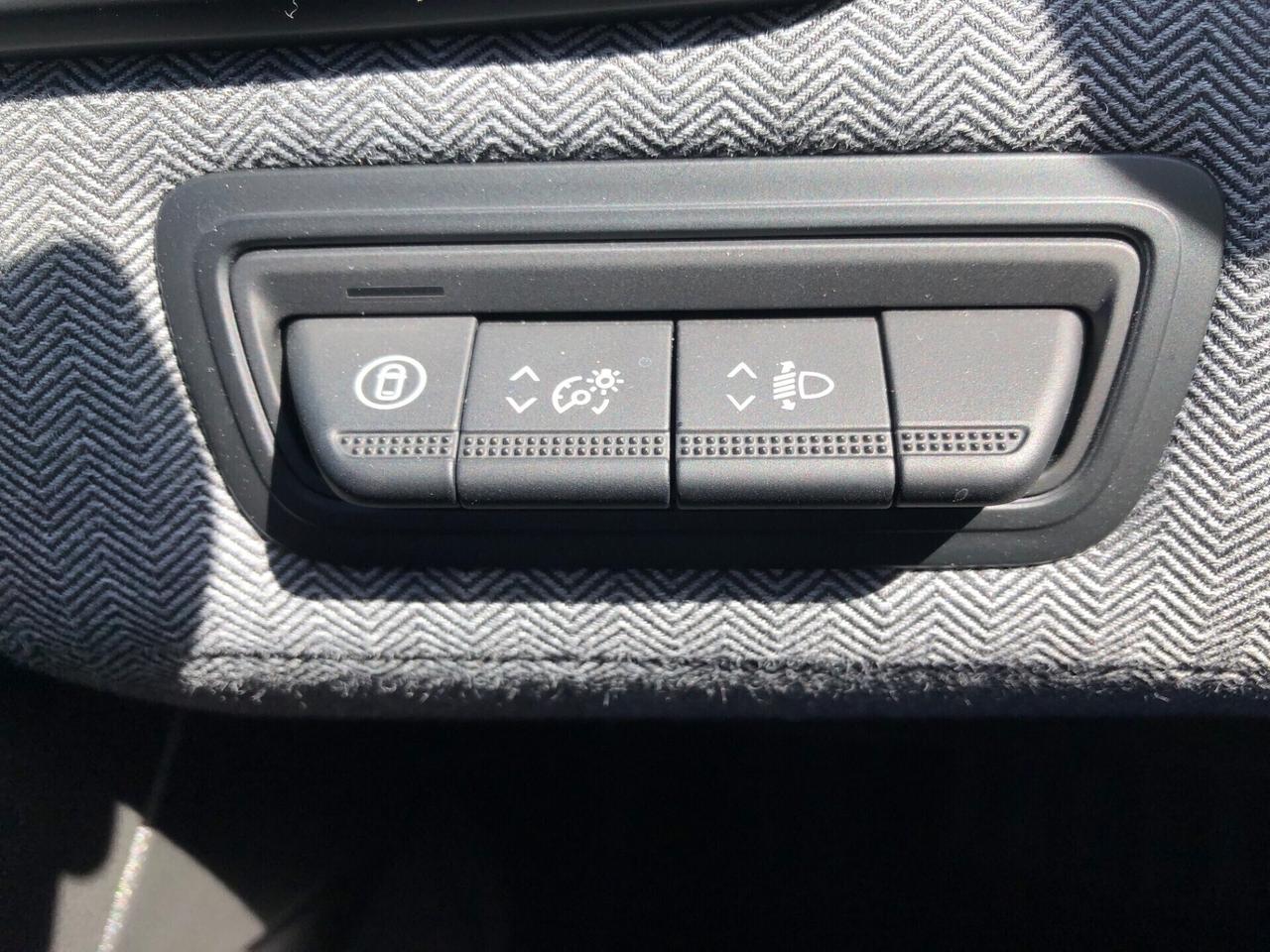 Renault Clio 1.0 tce 90cv TECHNO NEOPATENTATI
