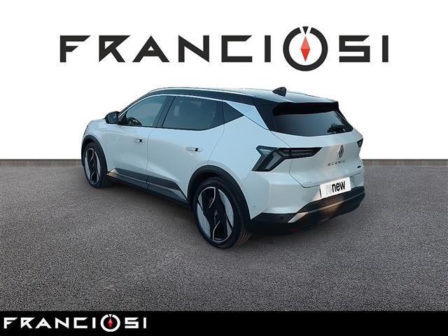 RENAULT Scenic Techno long range 220cv