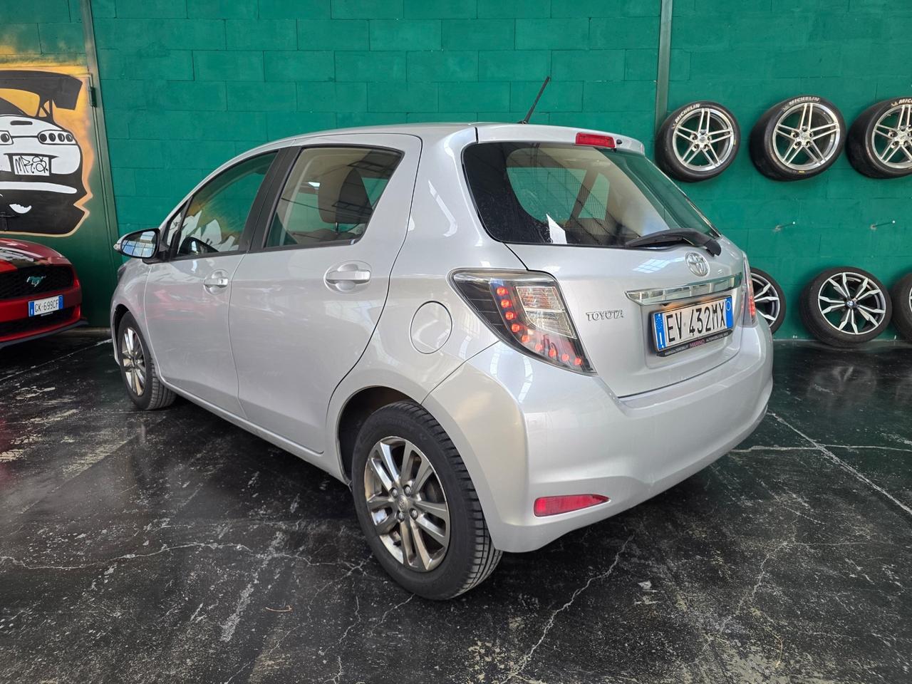 Toyota Yaris 1.4 D-4D 5 porte Lounge