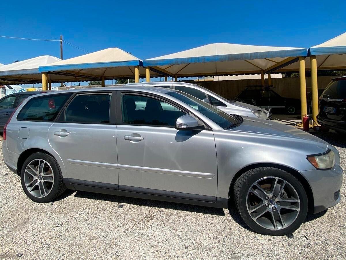 Volvo V50 1.6 D DRIVe cat R-Design