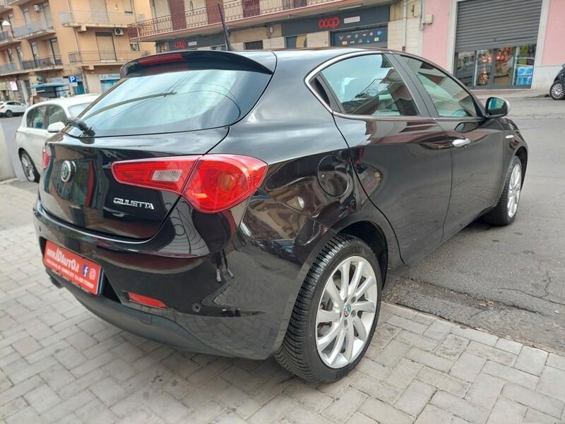 Alfa Romeo Giulietta 1.6 JTDm-2 120 CV Distinctive