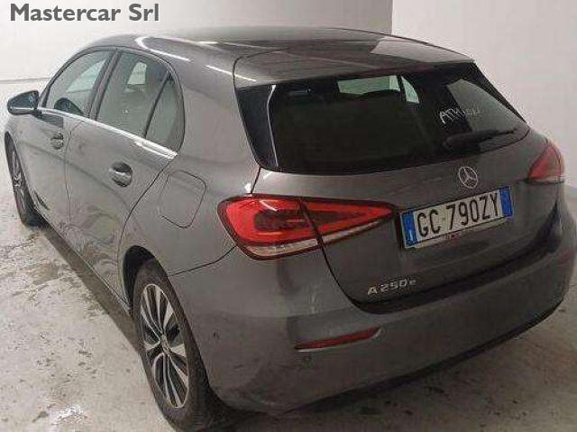 MERCEDES-BENZ A 250 A 250 e eq-power Business Extra auto tg : GC790ZY