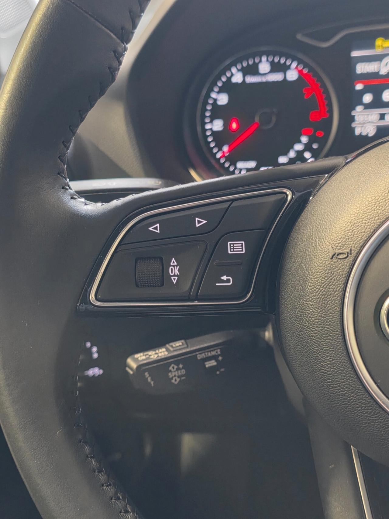 Audi Q2 35 TFSI S tronic Admired