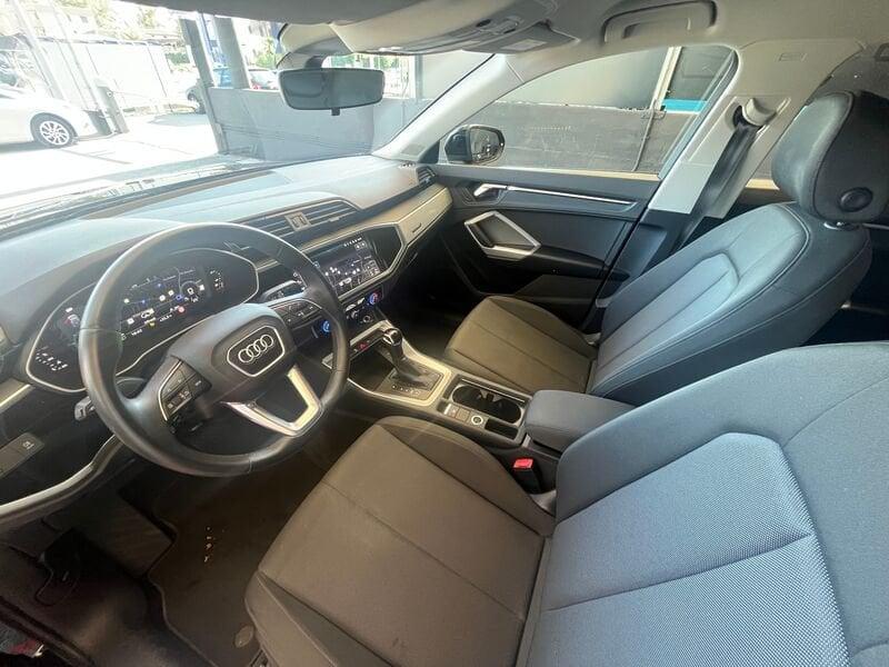 Audi Q3 35 TDI quattro S tronic Business Advanced