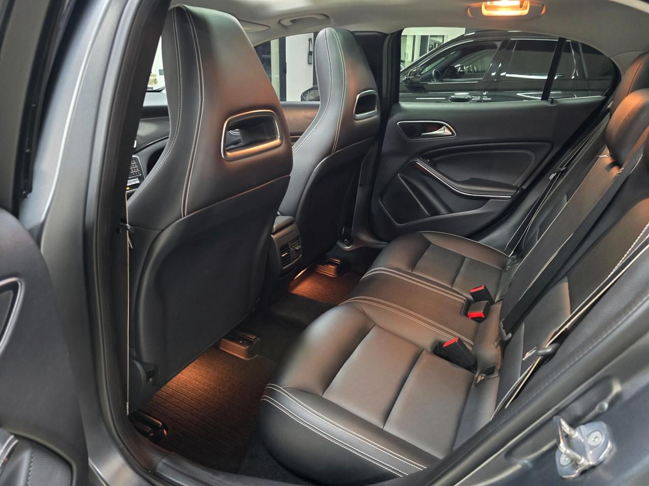 Mercedes-benz GLA 200 d Automatic 4Matic Premium (Tetto)