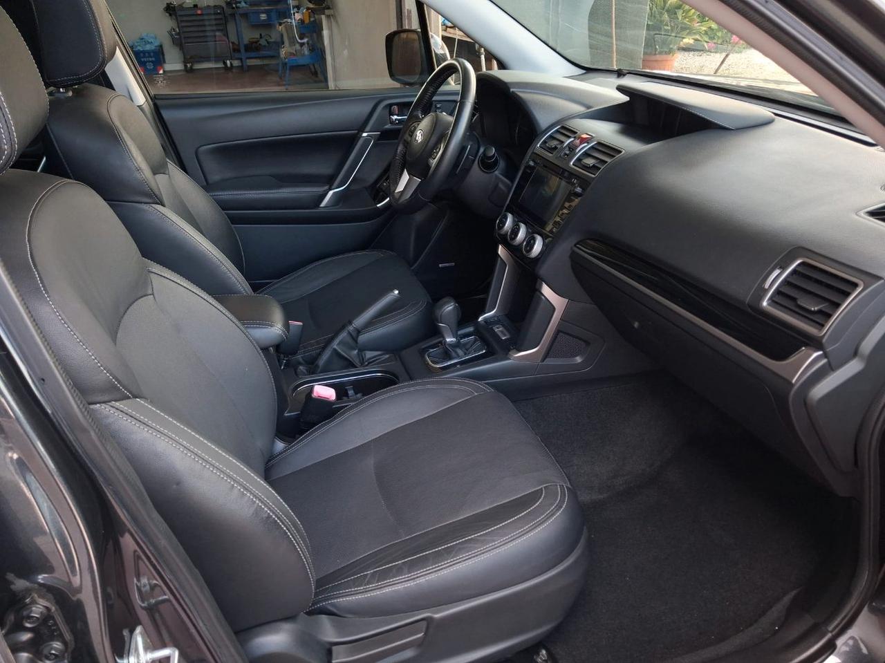 Subaru Forester 2.0d Sport Unlimited lineartronic my16
