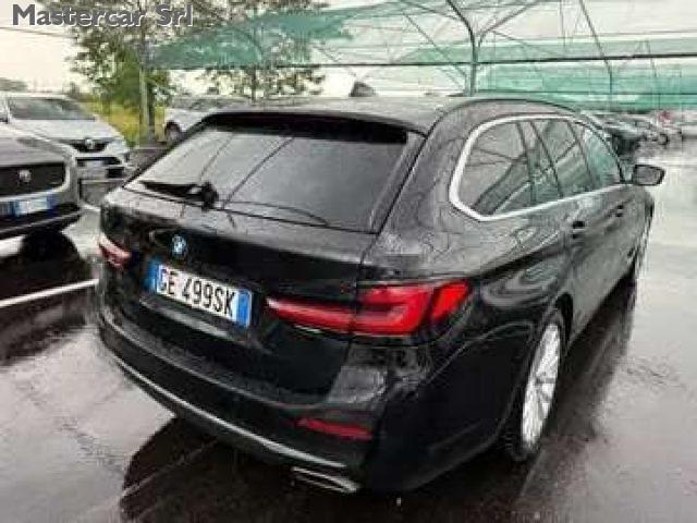BMW 540 Touring LCI 540d mhev 48V xdrive Luxury - GE499SK