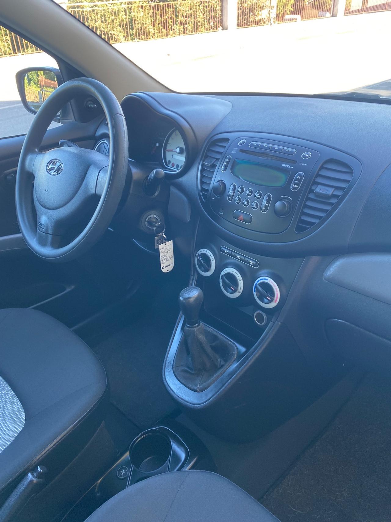 Hyundai i10 1.1 GPL TAGLIANDATA