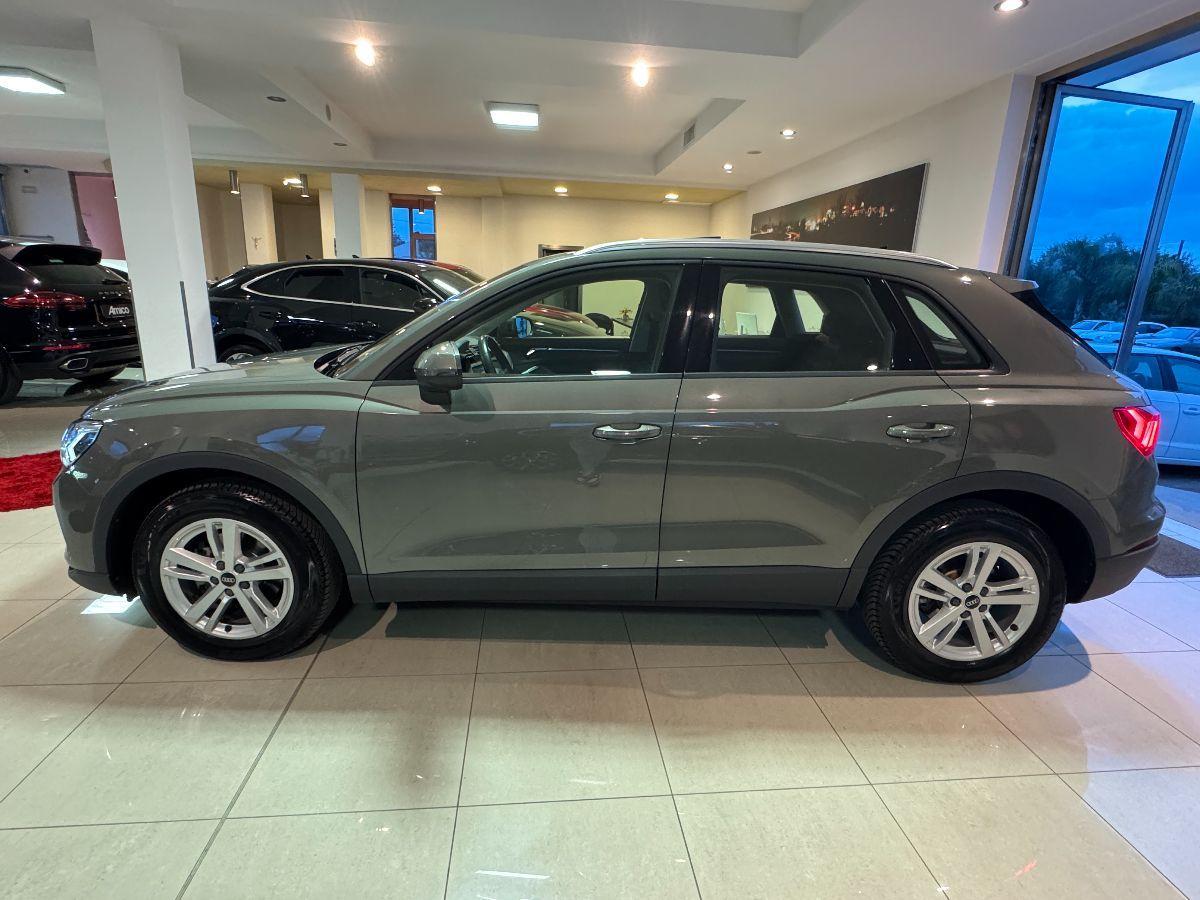AUDI Q3 35 TDI 150 CV S-tronic quattro Tetto/Cockpit