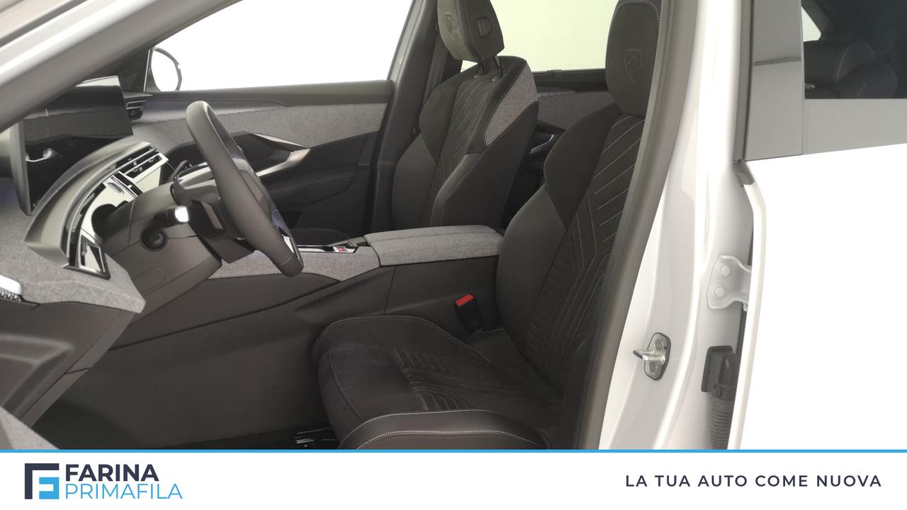 PEUGEOT Nuovo 5008 Hybrid 136 e-DCS6 GT