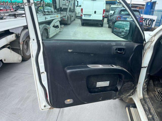 MITSUBISHI L200 L200 d.cab 2.5 di-d IntensePlus 178cv N1 - EX340MB