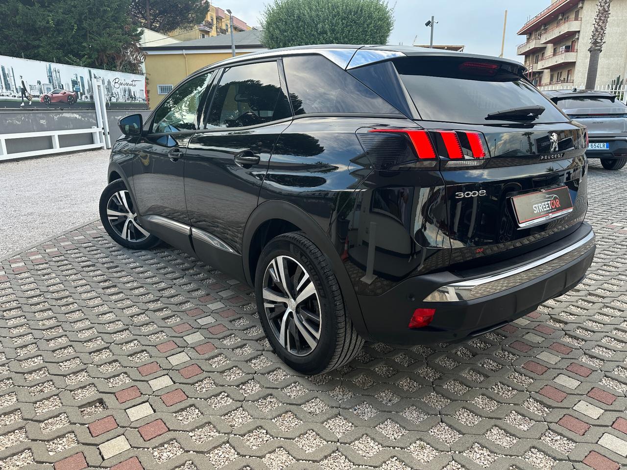 Peugeot 3008 BlueHDi 130 CV Allure