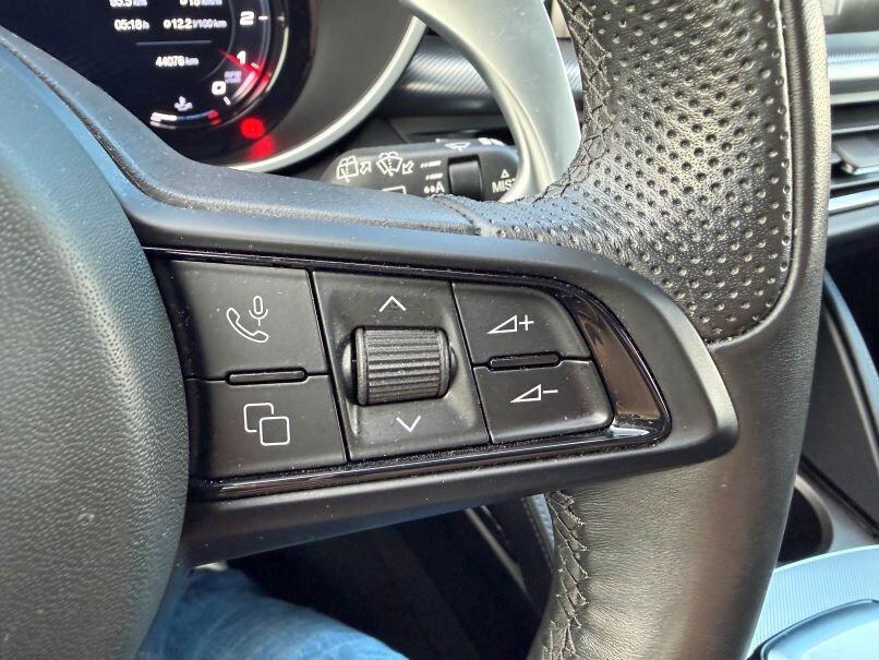 Alfa Romeo Stelvio 2.2 Turbodiesel 210 CV AT8 Q4 Veloce