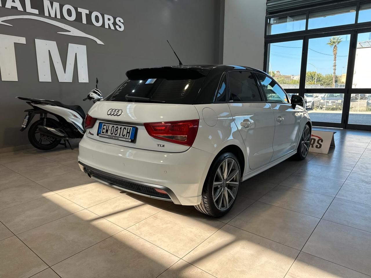 Audi A1 1.6 TDI S tronic Attraction