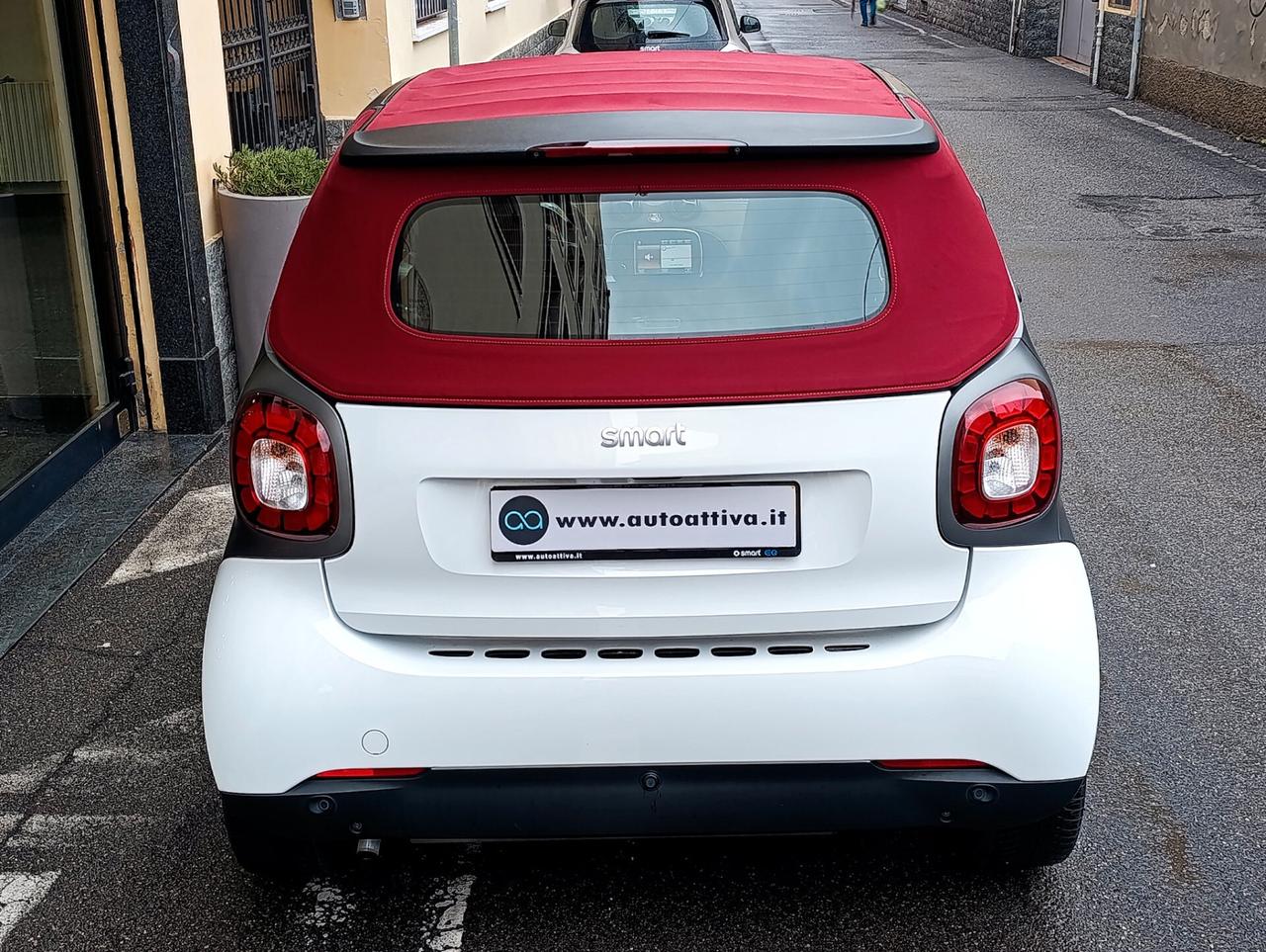 Smart ForTwo 70 1.0 twinamic cabrio Perfect capote Rossa