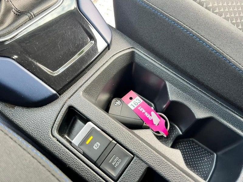 Volkswagen T-Roc 1.6 TDi UNITED-KEYLESS START/COCKPIT