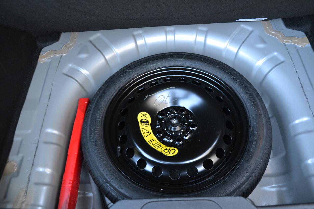 Ford Focus 1.5 115CV ST-LINE AUT. +NAV+FULL LED+RCAM+PRIVACY+