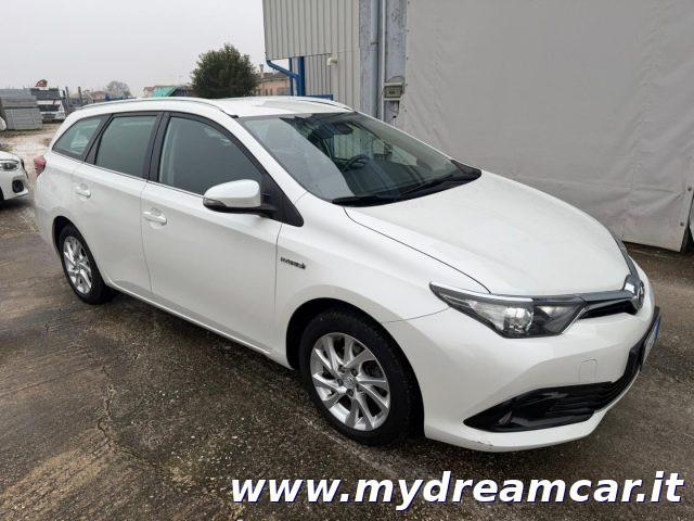 TOYOTA Auris Touring Sports 1.8 Hybrid