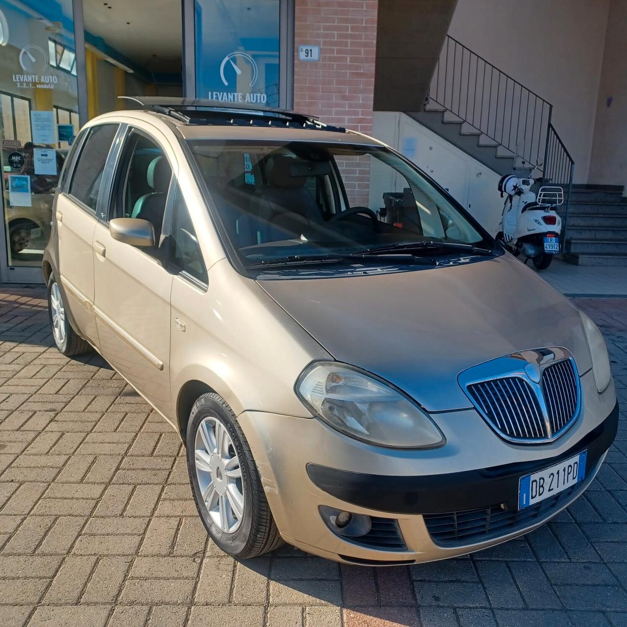 TETTO APRIBILE MUSA 1.3 MJTD MOTORE OTTIMO