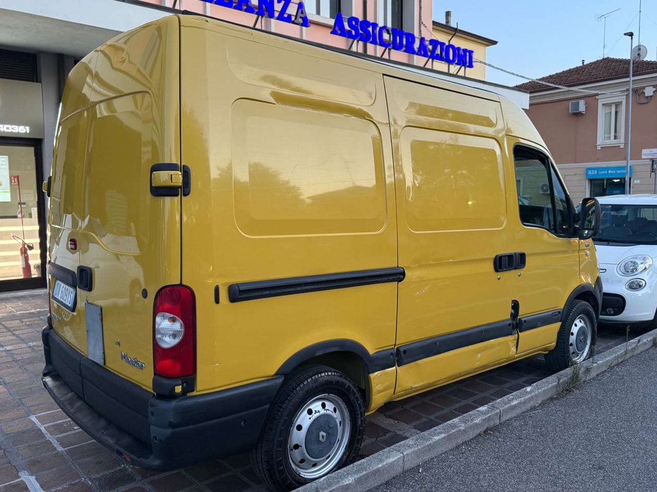Renault Master T28/100 2.5 dCi PC-TN Furgone Ice
