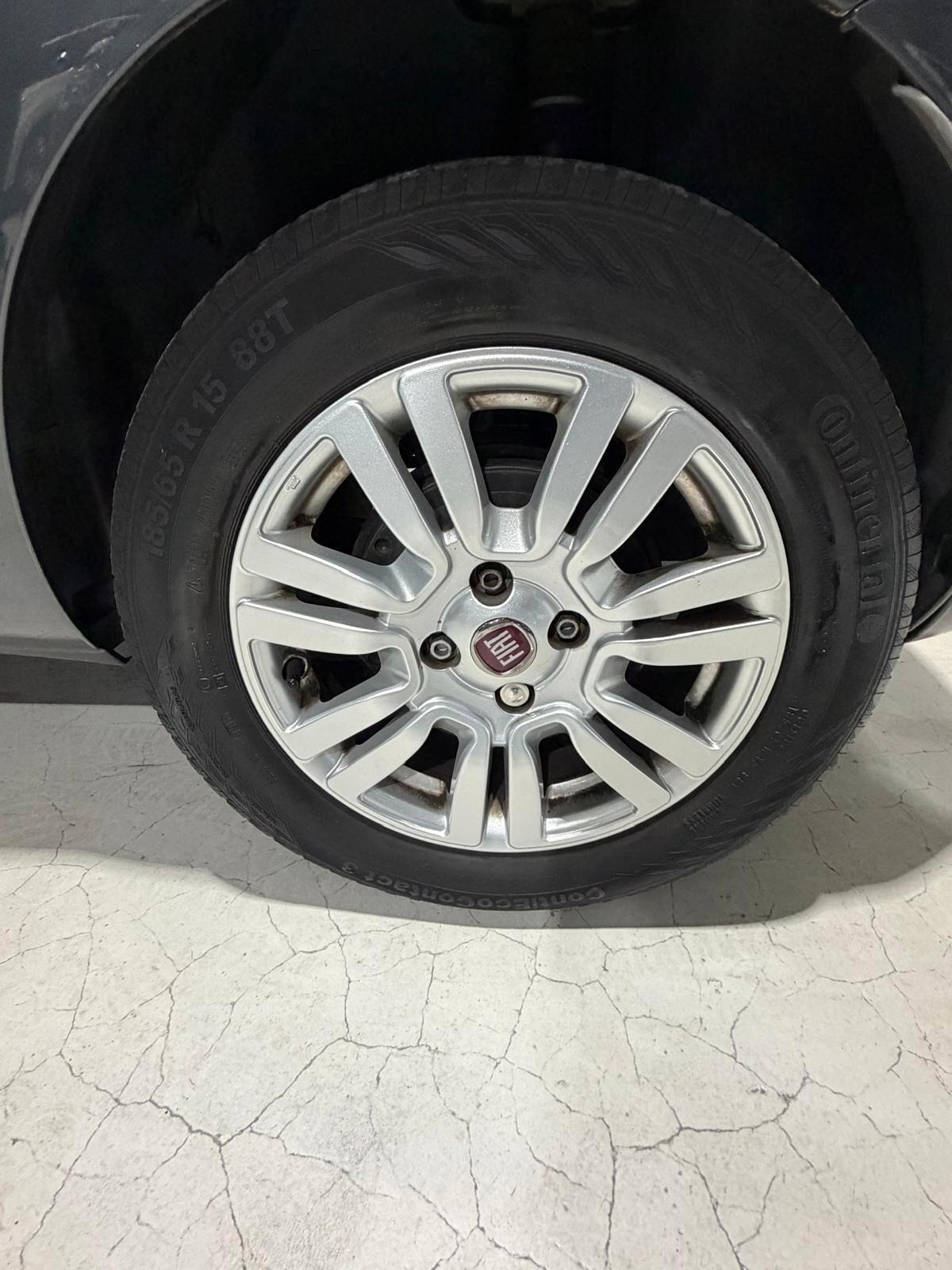 Fiat Punto Benzina Km 44.000 Neopatentati