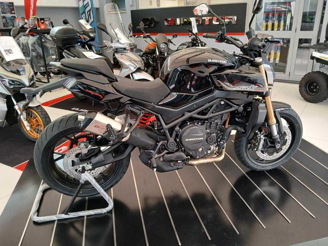 QJ MOTOR SRK 900-NUOVA-PRONTA CONSEGNA