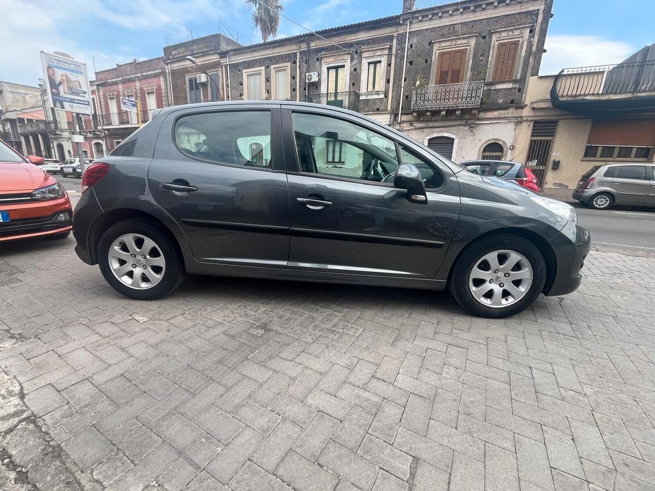 Peugeot 207 1.4 HDi 70CV FAP 5p. X Line