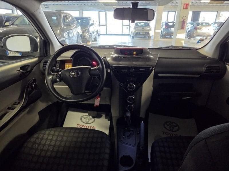 Toyota iQ 1.0 Sol