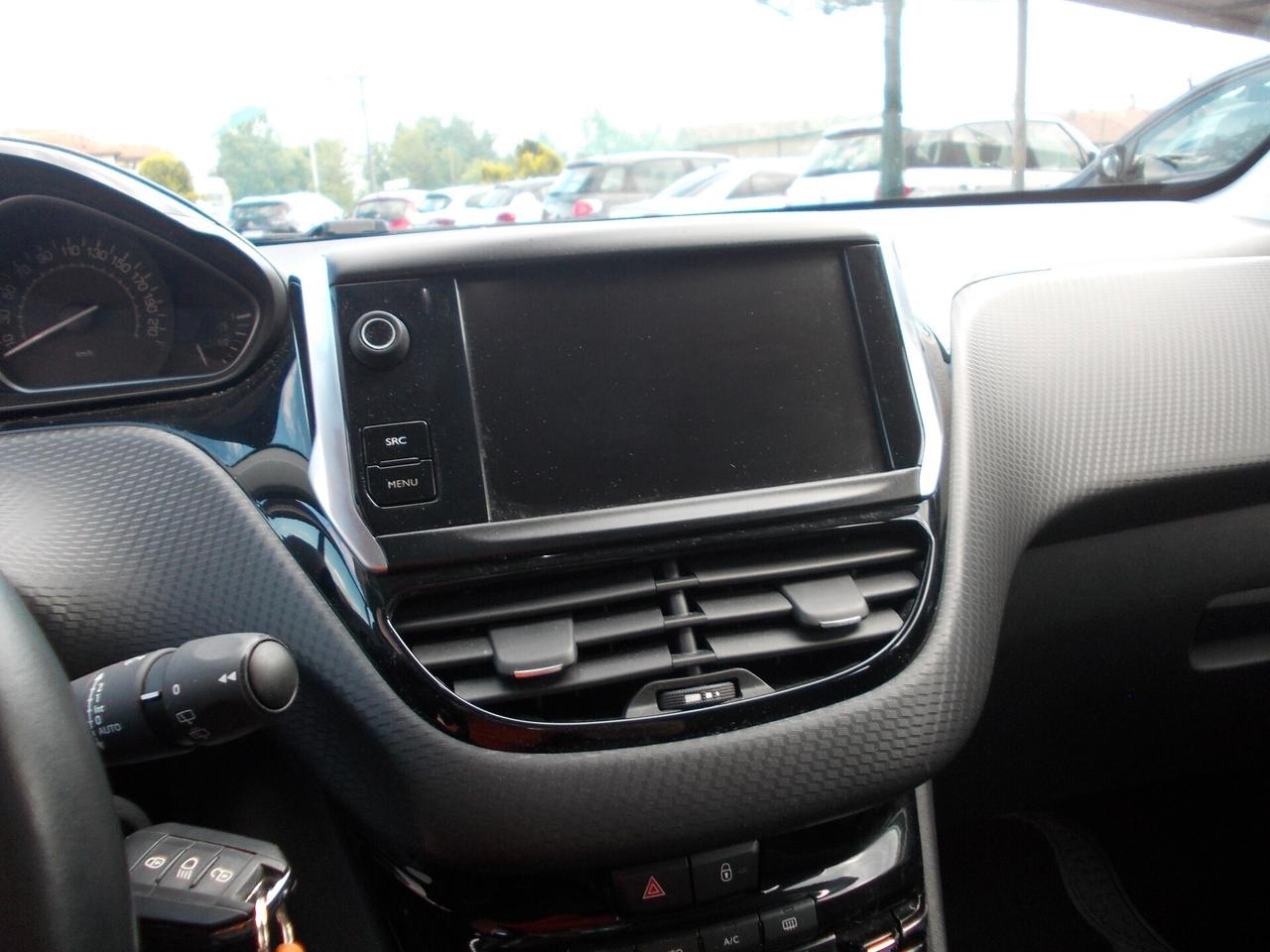 Peugeot 208 PureTech 12- 5 porte Allure-KM94130-X NEOPATENTATI