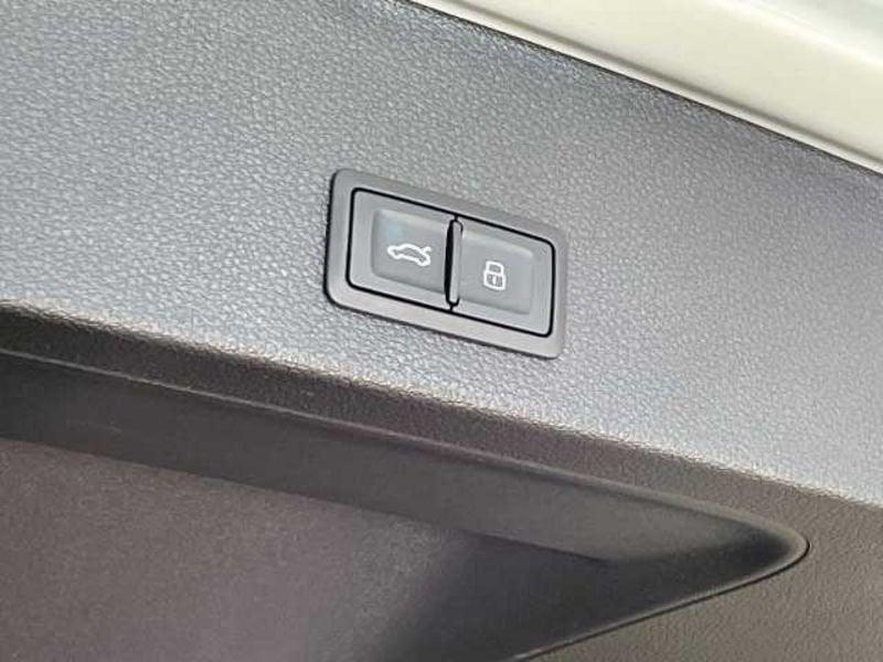Audi Q2 I 2021 30 1.0 tfsi S line edition