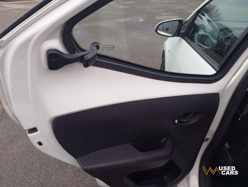 Toyota Aygo Aygo 1.0 VVT-i 69 CV 5P x-black TSS MMT