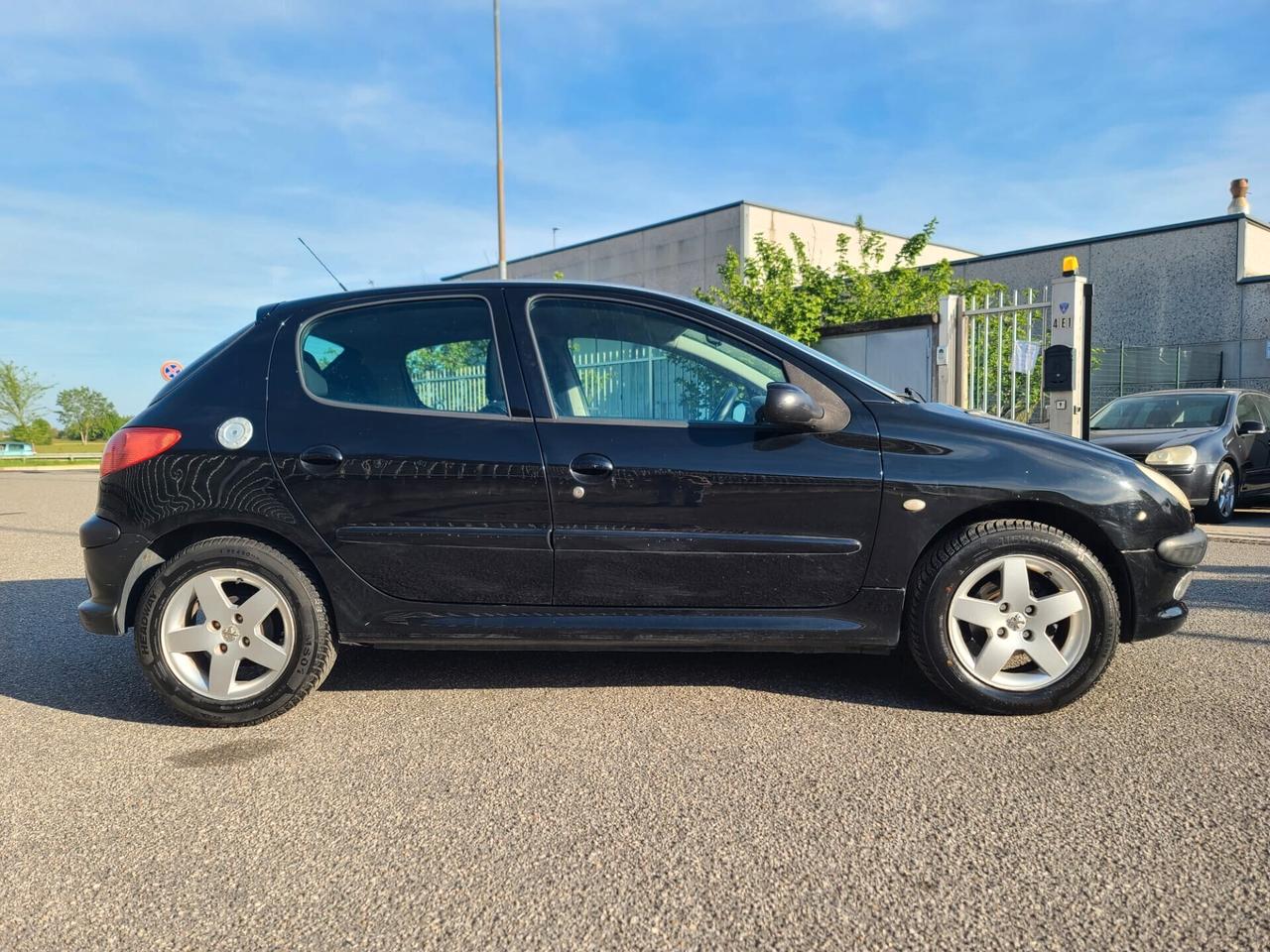 Peugeot 206 1.4 5p X NEOPATENTATI