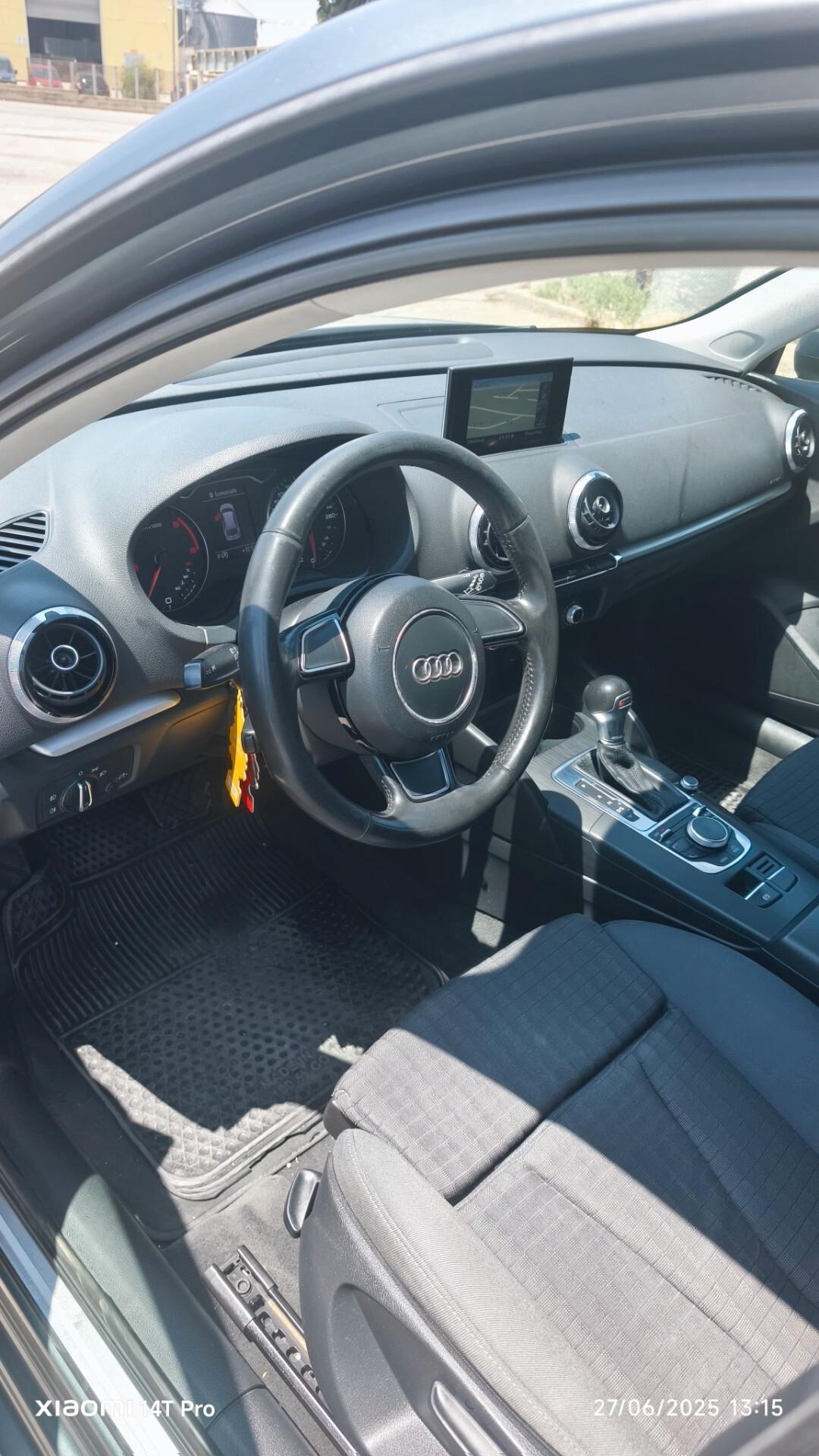 Audi A3 SPB 1.6 TDI 105CV S-TRONIC ATTRACTION 2014