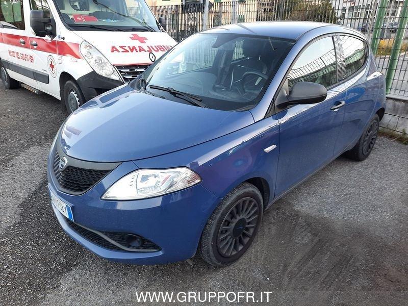 Lancia Ypsilon 1.2 69 CV 5 porte GPL Ecochic Silver