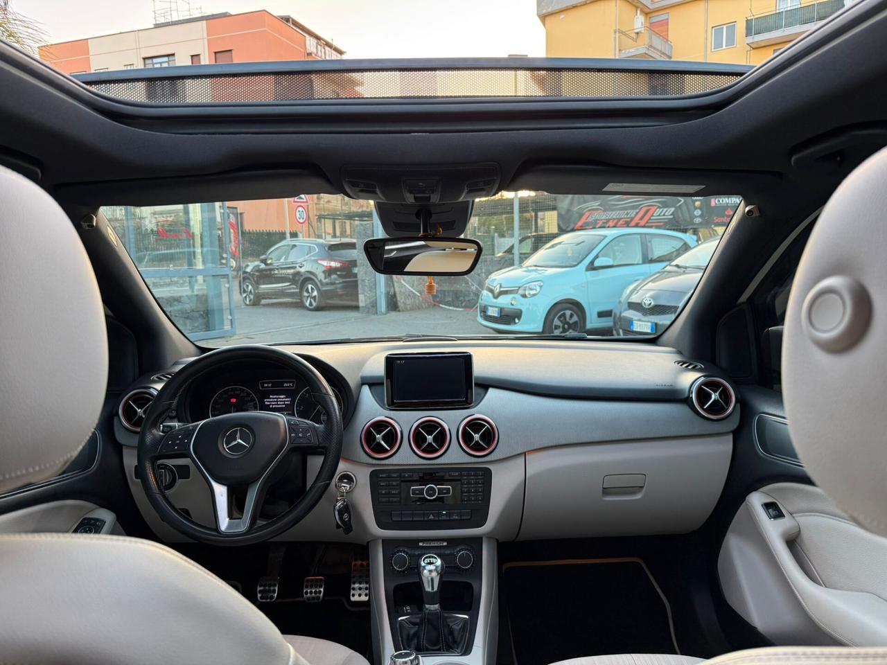 Mercedes B 200 CDI AMG Premium TETTO FULL - 2014