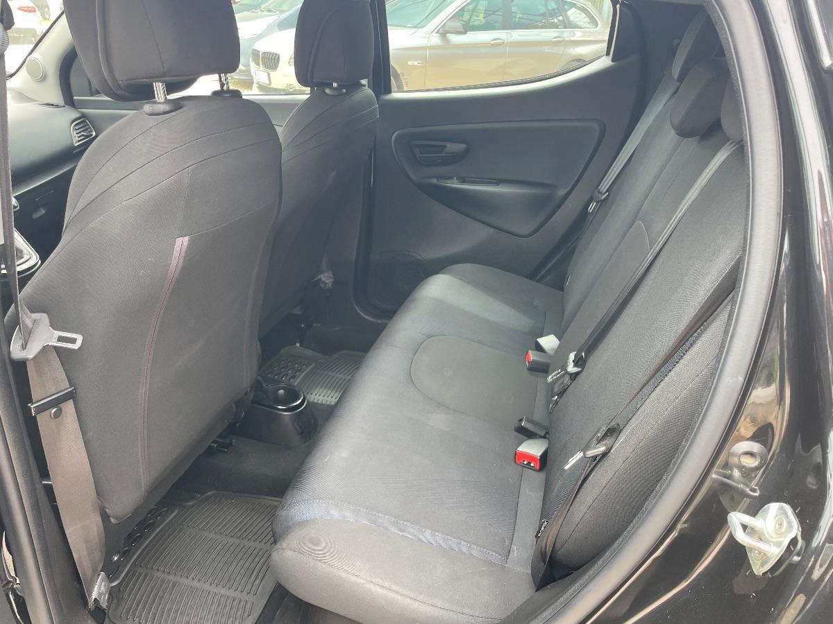 LANCIA - Ypsilon - 1.2 69 CV 5p. Gold